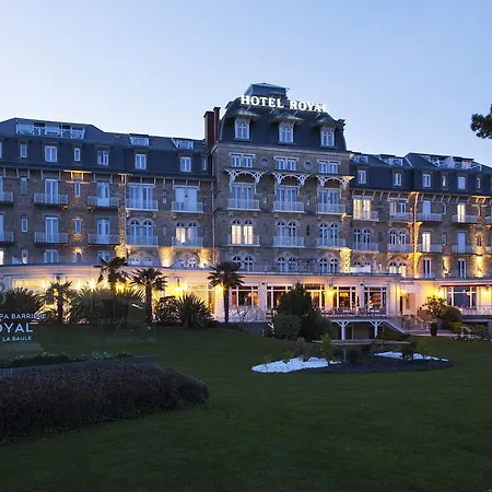 Barriere Le Royal Hotel 5*