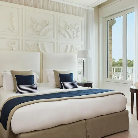 Ξενοδοχείο Barriere Le Royal 5*