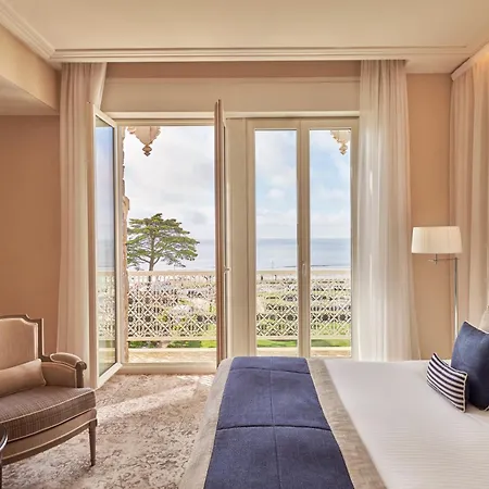 Hotel Barrière Le Royal 5*
