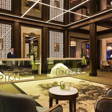 호텔 오텔 바리에르 르 루아얄 라볼르 5*