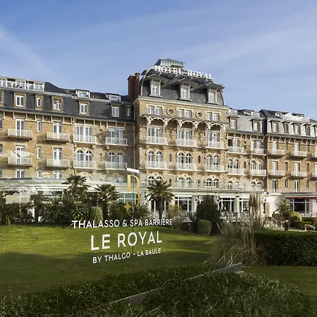 Ξενοδοχείο Barriere Le Royal