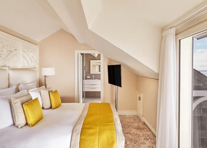 Barriere Le Royal Hotel 5*