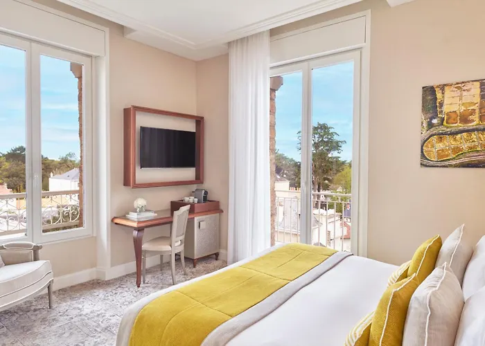 Hotel Barriere Le Royal 5*